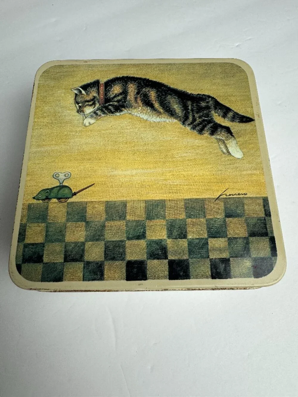 Vintage 1982 Lowell Herrero Leaping Cat Metal Storage Box